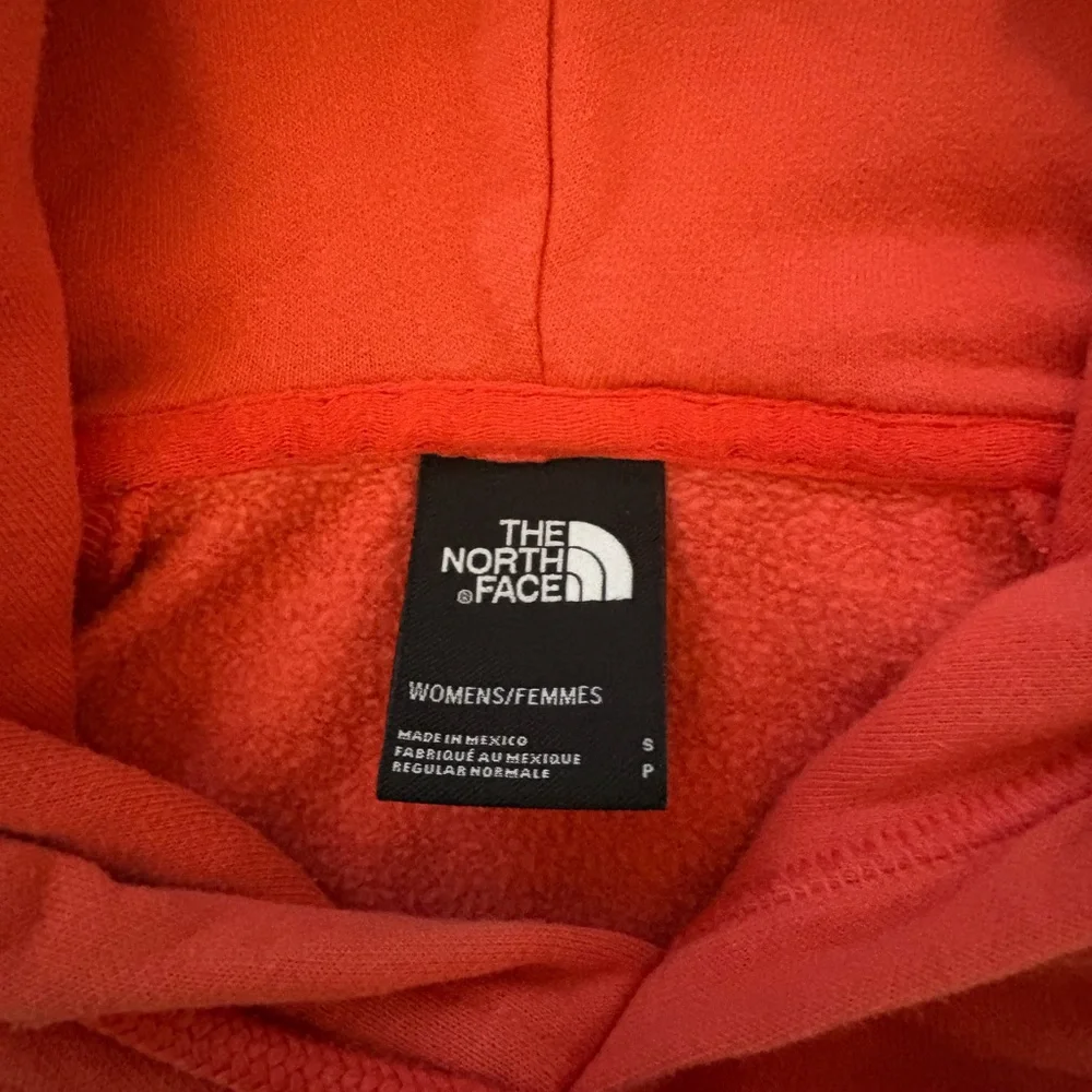 The North Face Coral Hoodie - Picture 2 of 2